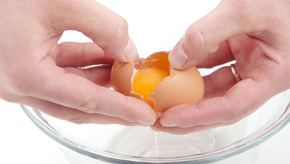 Reduce Oily Skin With Egg Yolk